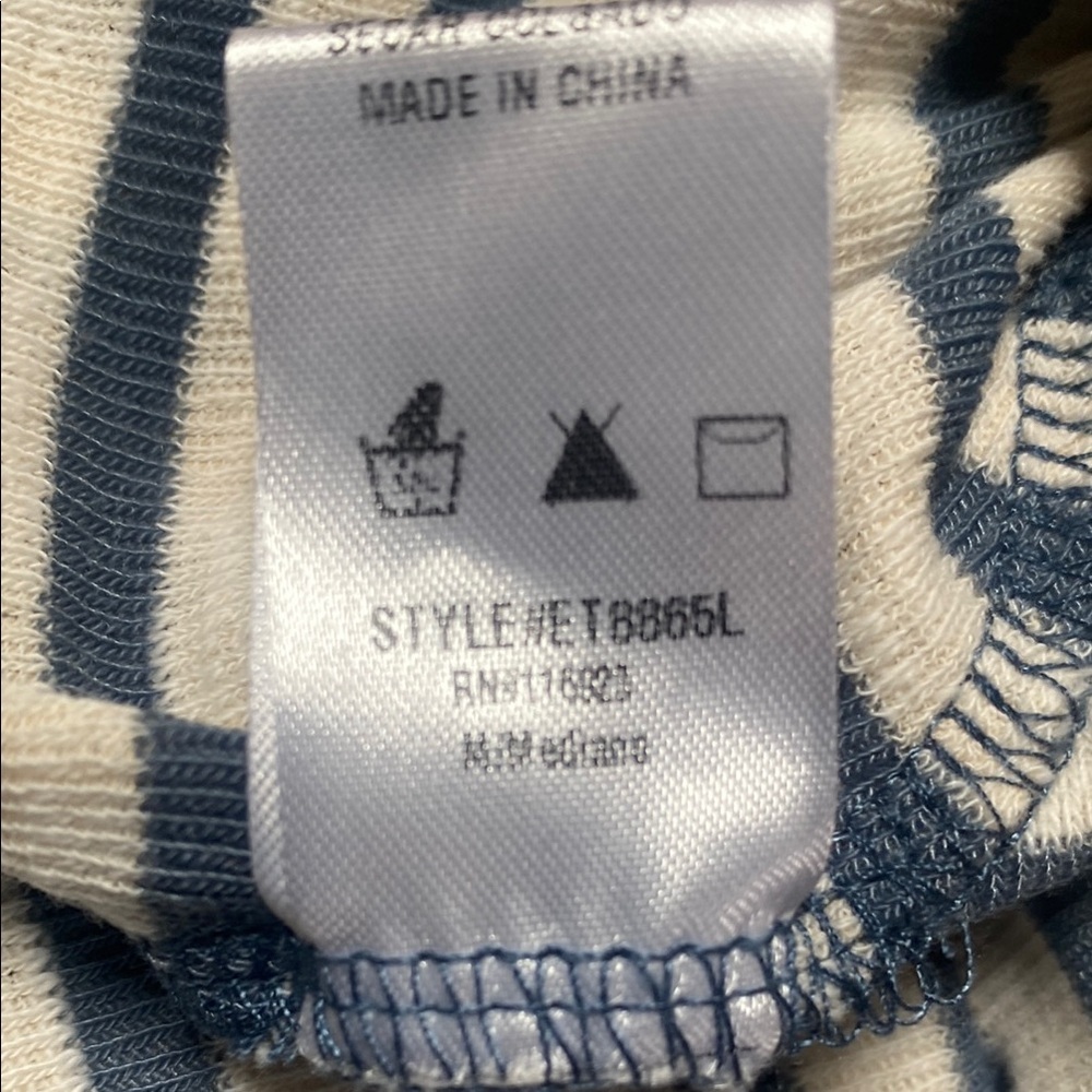 Easel Los Angeles Striped Long Sleeve Top Blue and White  Sz M - Picture 8 of 8
